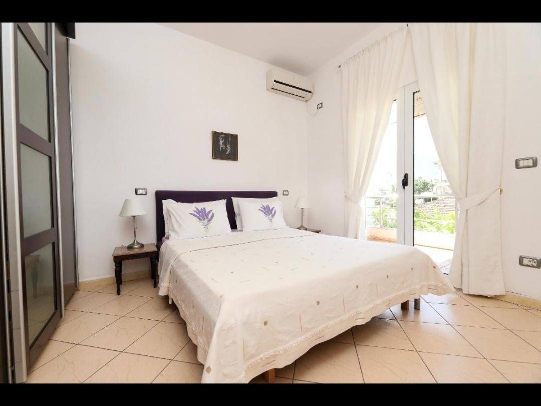 Apartments Athina Orikum Exterior foto